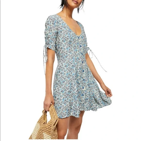 FREE PEOPLE LACE UP BACK MINI DRESS SMALL FREE PEOPLE LACE UP BACK MINI DRESS SMALL
